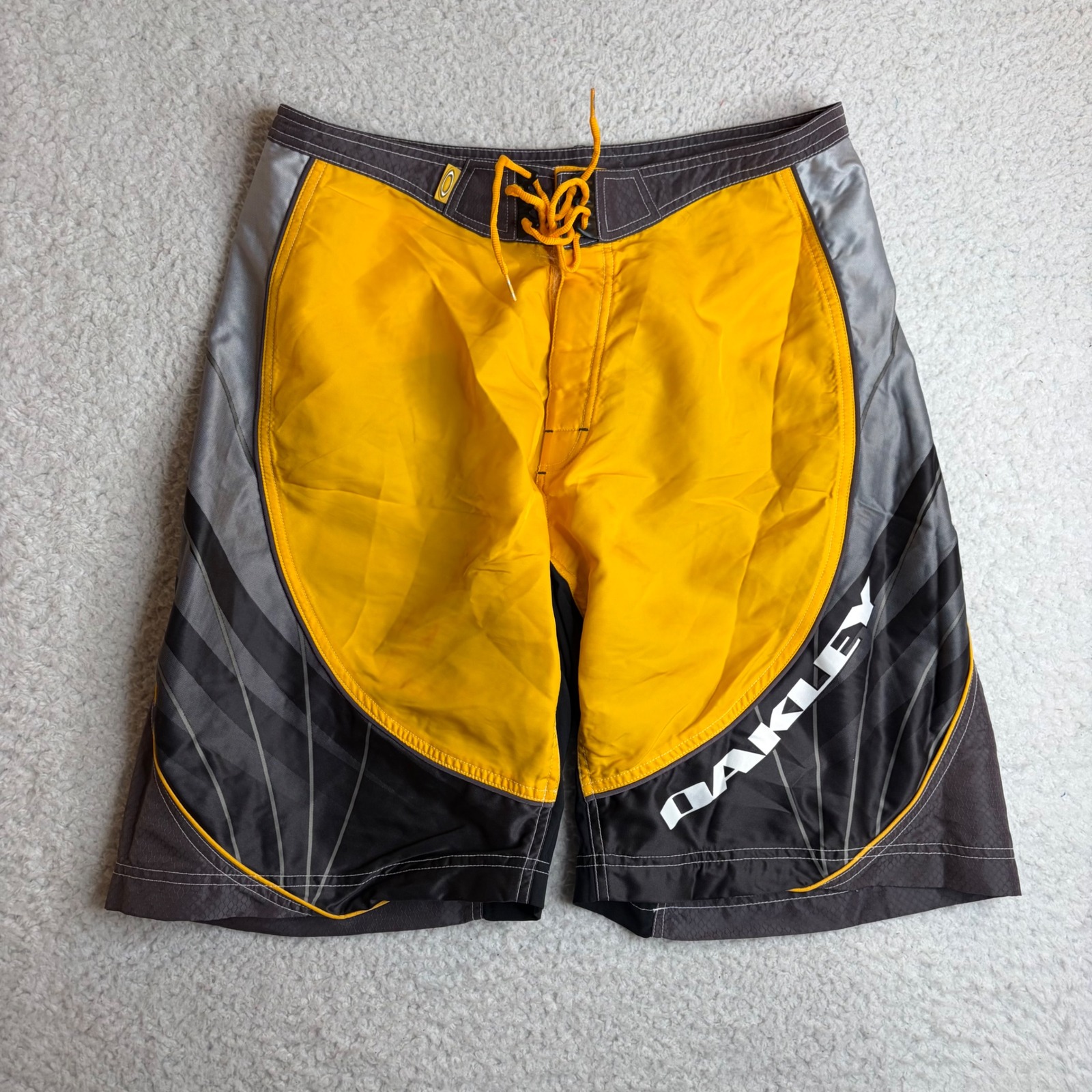 Oakley Vintage Y2k Board Shorts Mens 33 Yellow Grey Black Swim Trunks Logo Surf